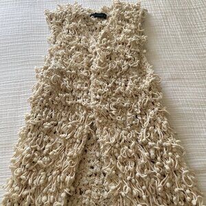 Shaggy vest Zara